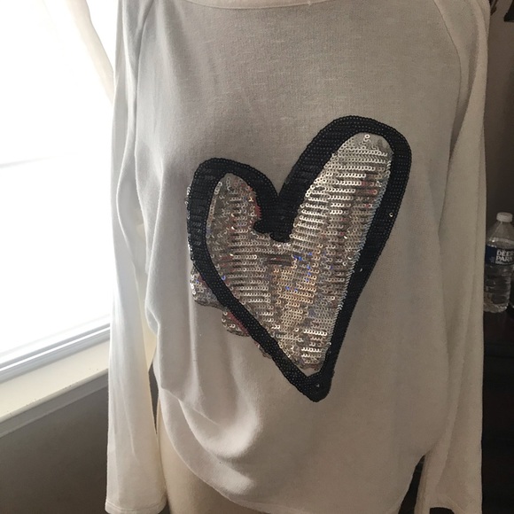 Sweater - Picture 2 of 2